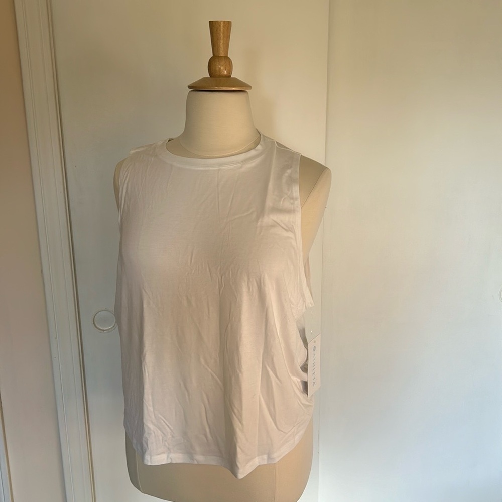 Athleta tank